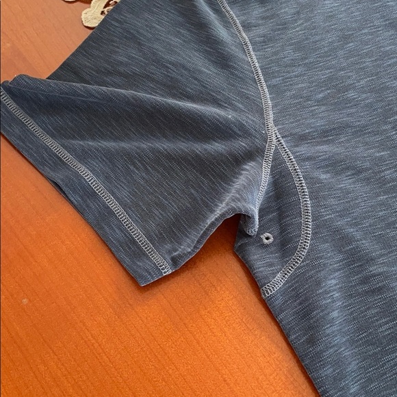 Tommy Bahama Short Sleeve - Picture 3 of 6